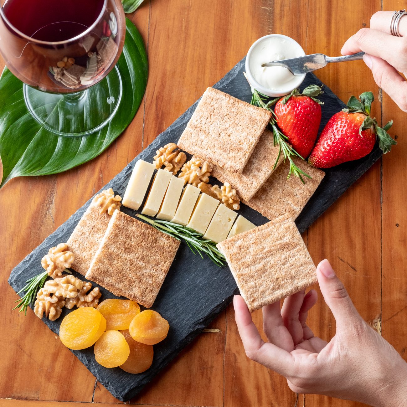 Gastronomia — tábua de frios do Mio Spa Urbano